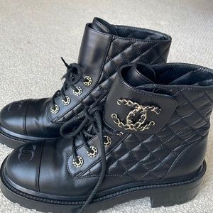 Chanel boots 38 black